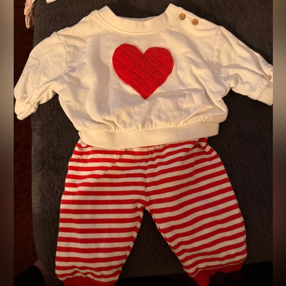 Cat & Jack Red and White Baby Outfit